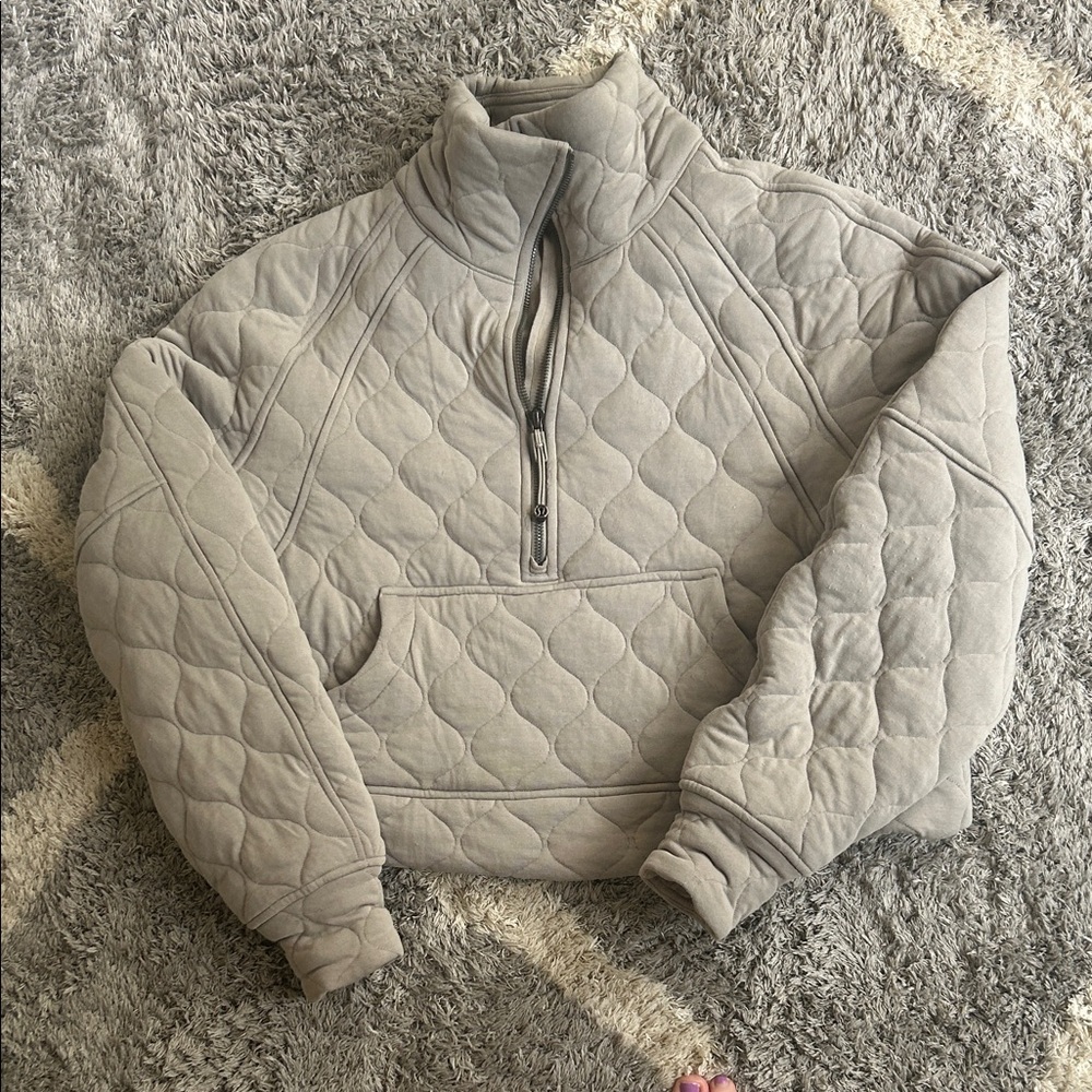 Lululemon Athletica Gray Quilted Pullover